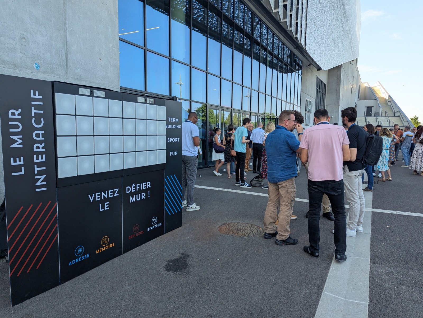 Installation de murs tactiles pour expositions interactives à Lyon en Rhône-Alpes